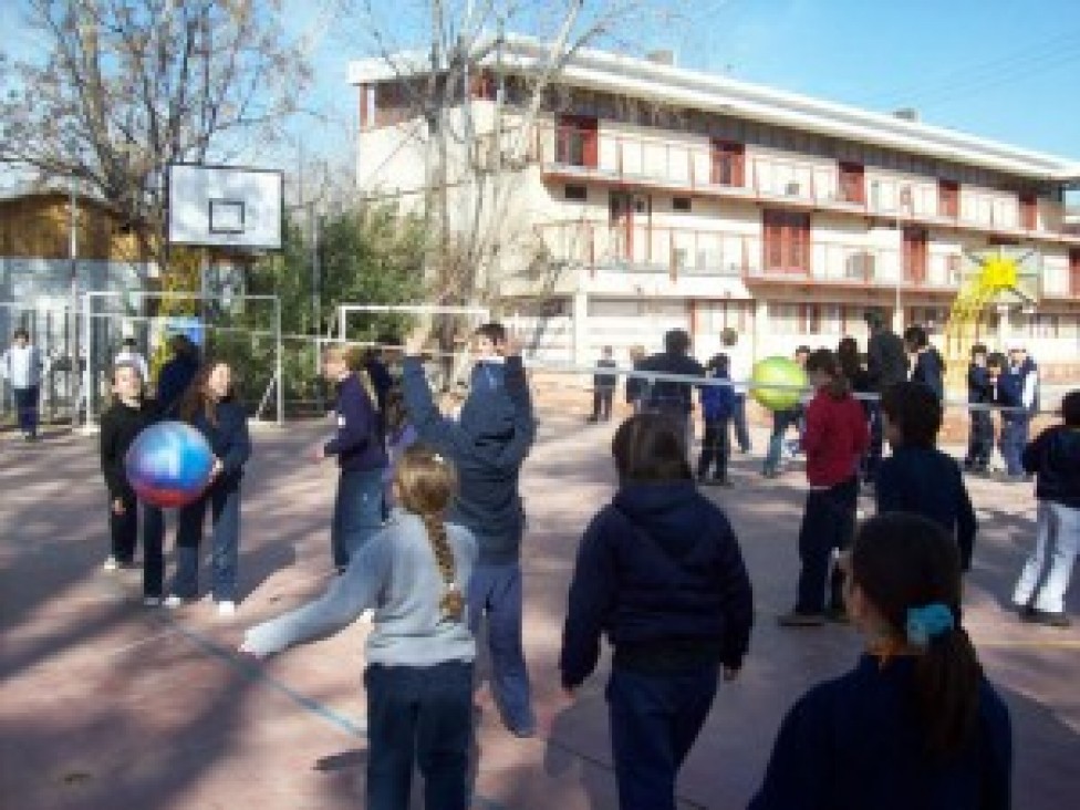 imagen Buscan suplente de Físico Química en la Escuela Carmen Vera Arenas