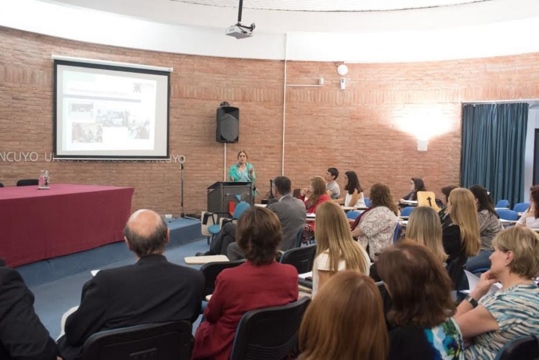 imagen Académicos de Cuyo debatieron sobre la Educación Superior de la región