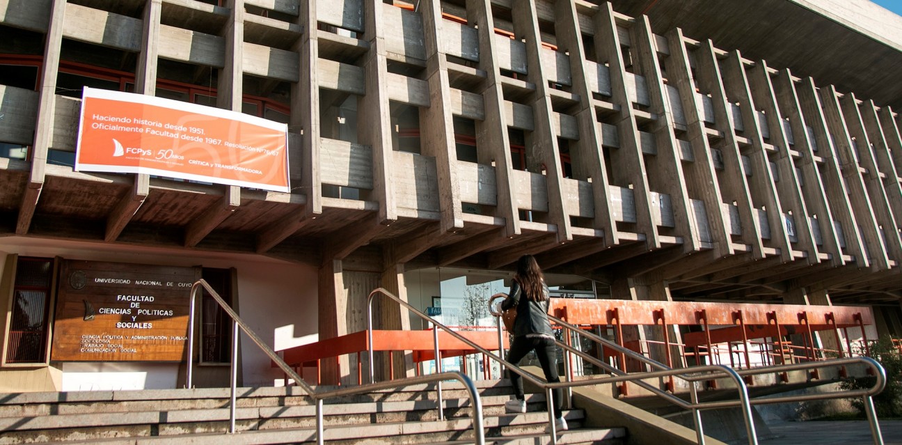 imagen Especialista en estudios sobre genocidio visitará la Universidad