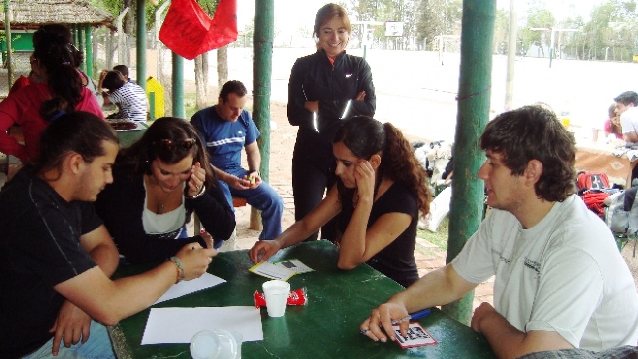 imagen Maratón científica de estudiantes y docentes del Instituto de Ciencias Básicas 