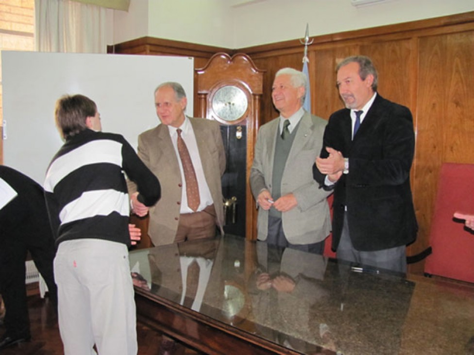 imagen Alumnos y graduados de Ciencias Económicas realizarán prácticas en el Gobierno provincial