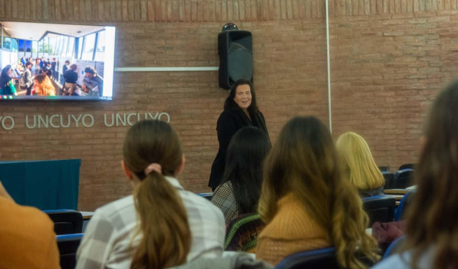 imagen Cuatro jóvenes investigadores de la UNCUYO, rumbo a Uruguay