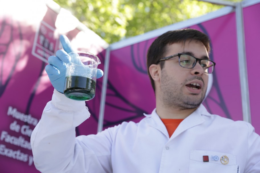 imagen Manos a la ciencia: arrancó en la UNCUYO una muestra interactiva para estudiantes