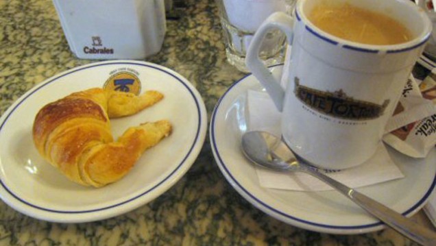 imagen Pantalla y desayuno para disfrutar el Mundial en el Comedor 