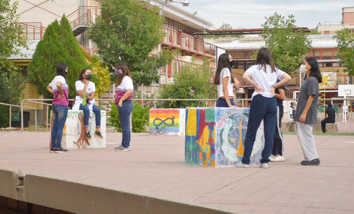 imagen Desde el lunes, habrá nuevas propuestas de presencialidad en las escuelas de la UNCUYO