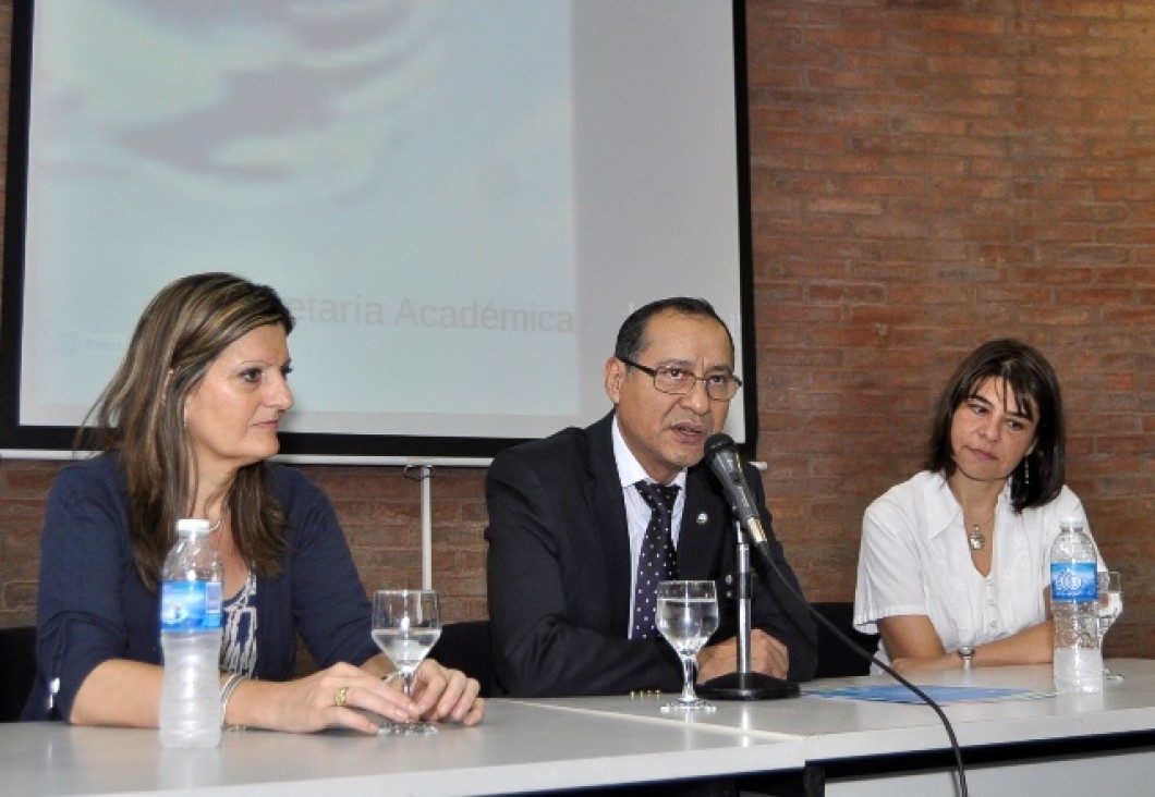 imagen Reflexionan acerca de las trayectorias de los estudiantes en la Universidad