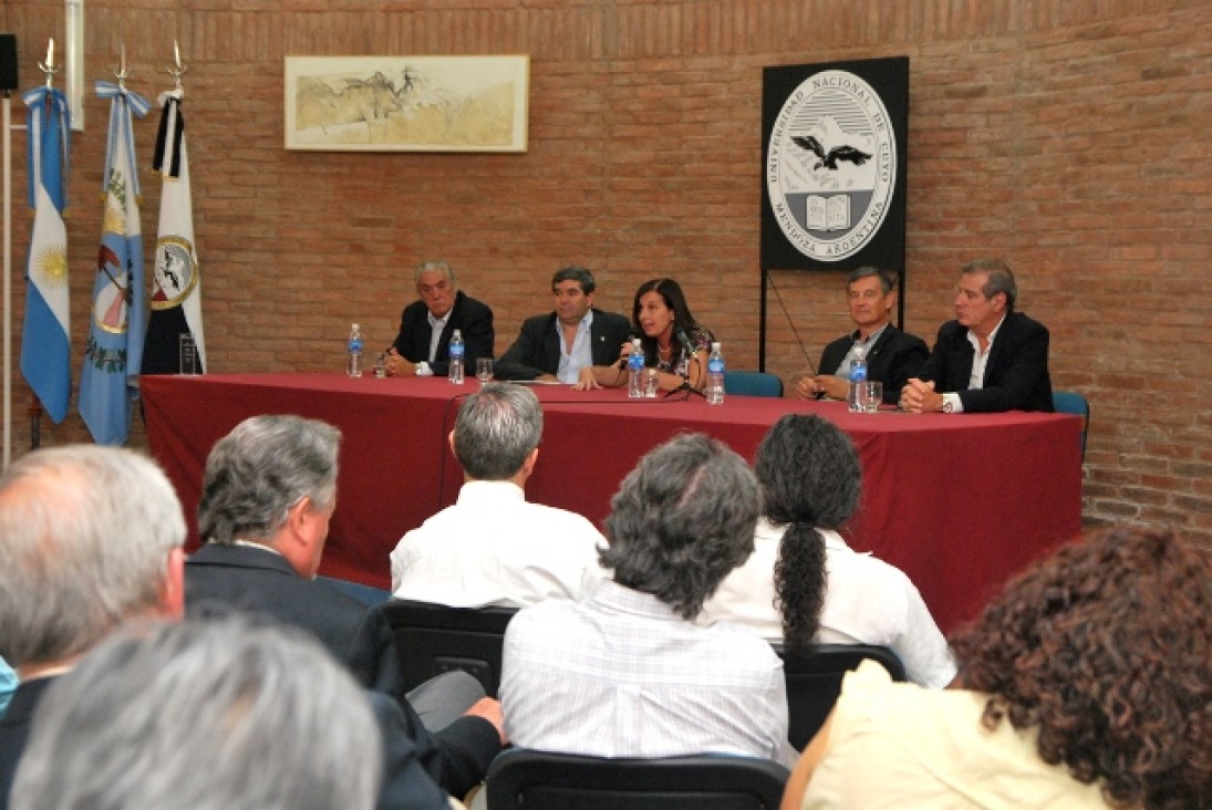 imagen En su aniversario, la Func celebró la primera entrega de premios "Gustavo Kent"