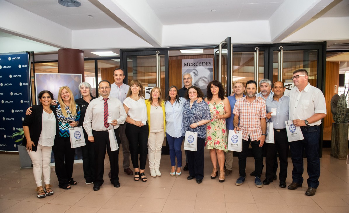 imagen Reconocieron a quienes cumplieron 30 años de trabajo en la Universidad