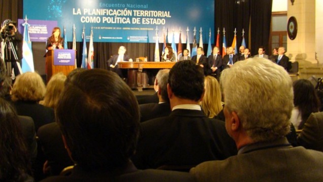 imagen Somoza participó en anuncio de una futura Ley Nacional de Ordenamiento Territorial