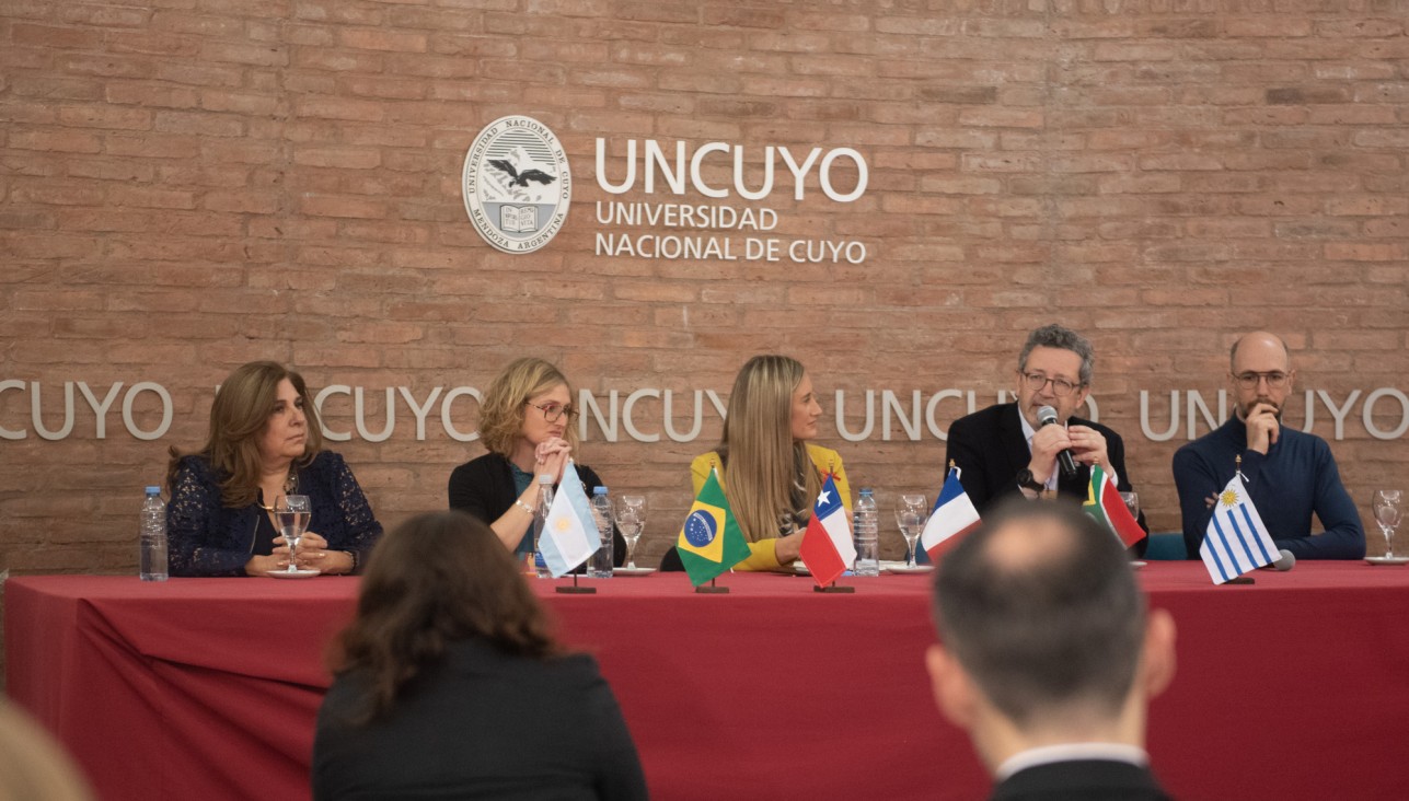 imagen Encuentro internacional en clave vitivinícola transcurre en la UNCUYO