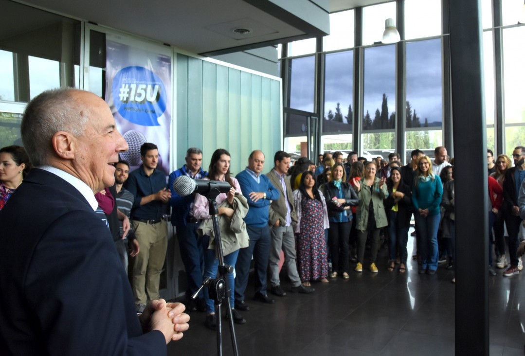 imagen "La Universidad la hacemos entre todos"