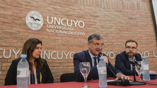 imagen El Consejo Regional de Educación Superior de Cuyo se reunió en la Universidad