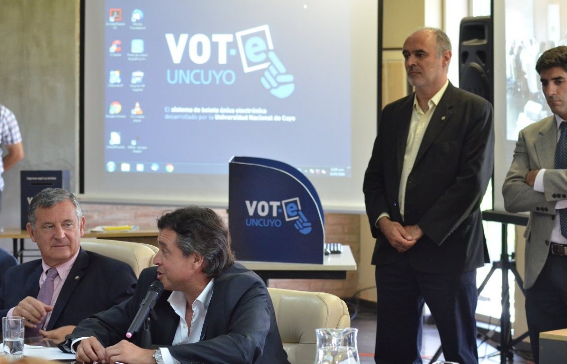 imagen Voto electrónico: la UNCUYO desarrolló un sistema propio 