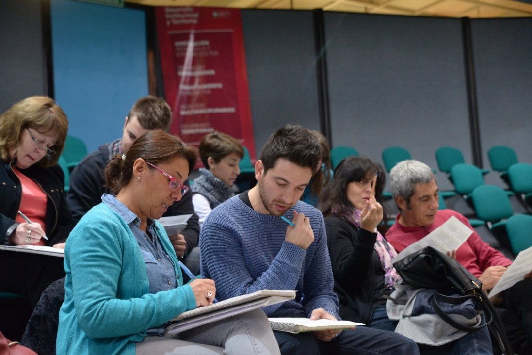 imagen Buscan enriquecer las clases de ciencias en las aulas mendocinas