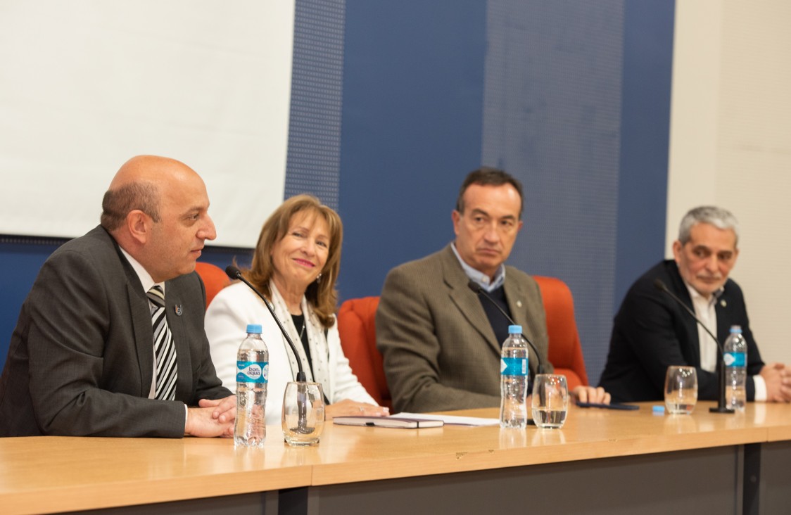 imagen Walter Frajberg asumió como director general del Hospital Universitario