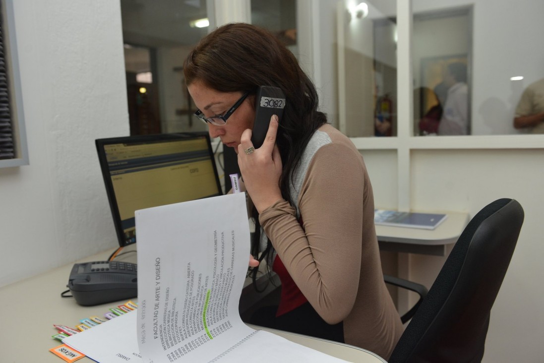 imagen Comunicación telefónica con la Universidad