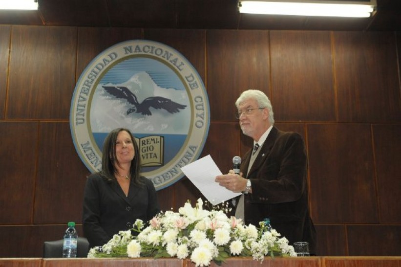 imagen Silvia Persio asumió como  vicerrectora de la UNCuyo