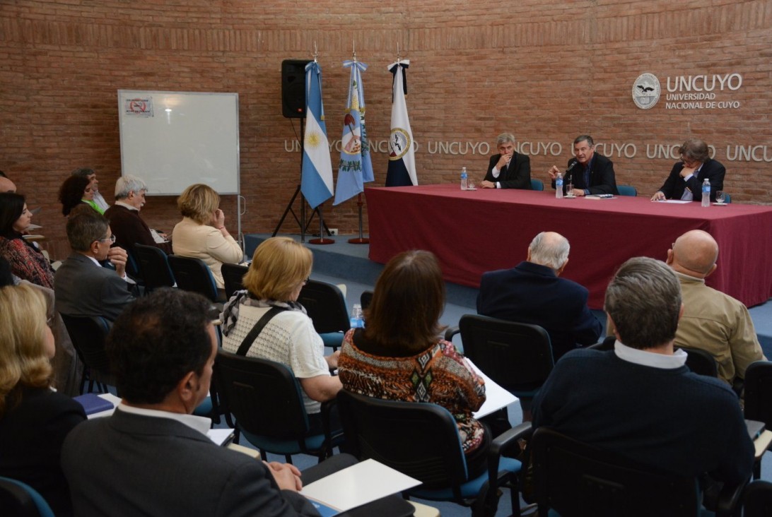 imagen La importancia de la lógica académica en la gestión de la política pública