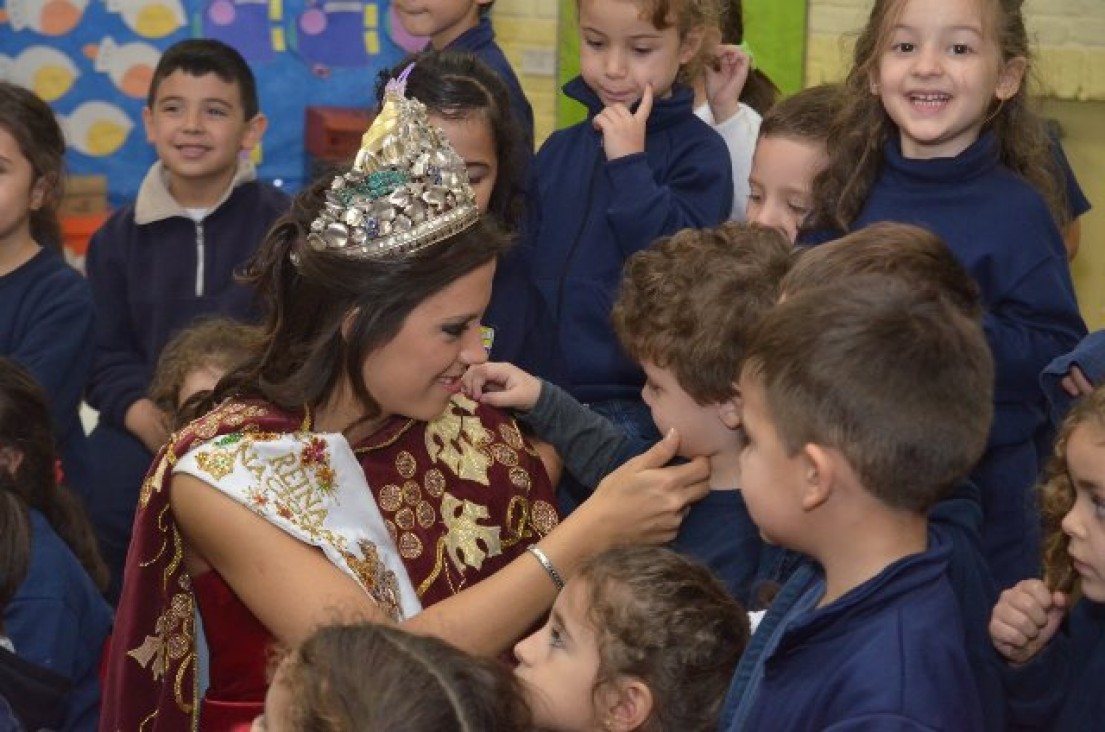 imagen Reina Nacional de la Vendimia visitó la Escuela Carmen Vera Arenas