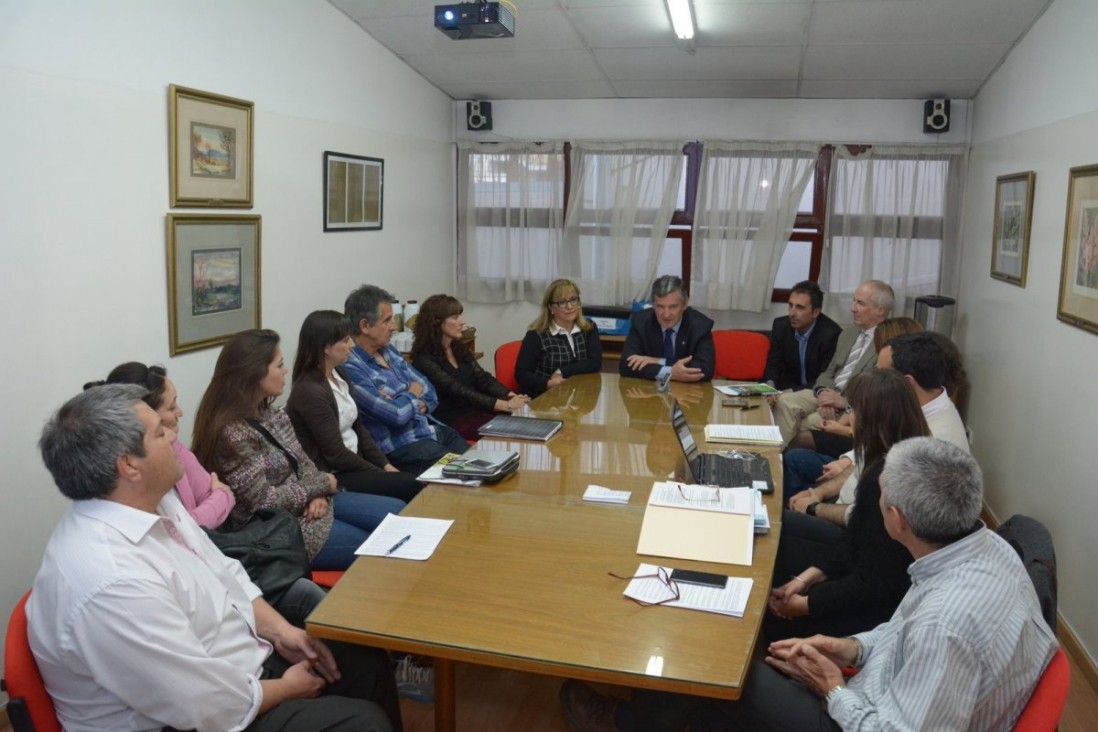 imagen Pizzi y Barón se reunieron con consejeros de la Facultad de Educación Elemental y Especial 