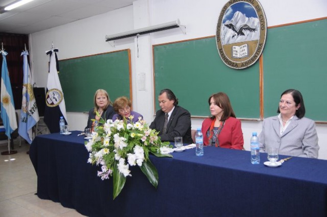 imagen Realizaron con éxito las Primeras Jornadas Universitarias Bibliotecológicas