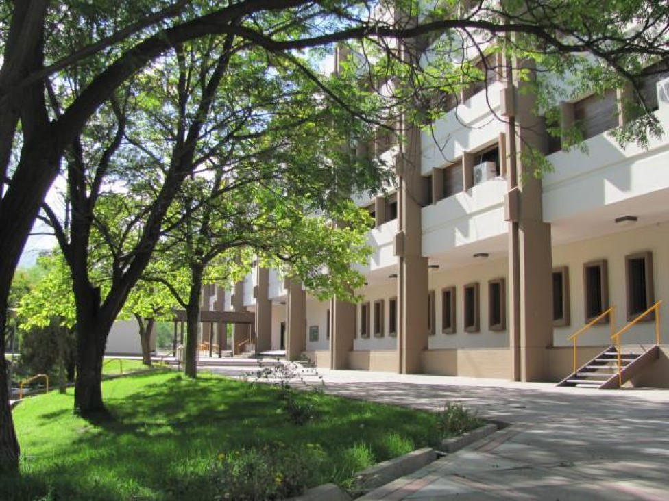 imagen Dos cargos docentes concursa la facultad de Ciencias Económicas