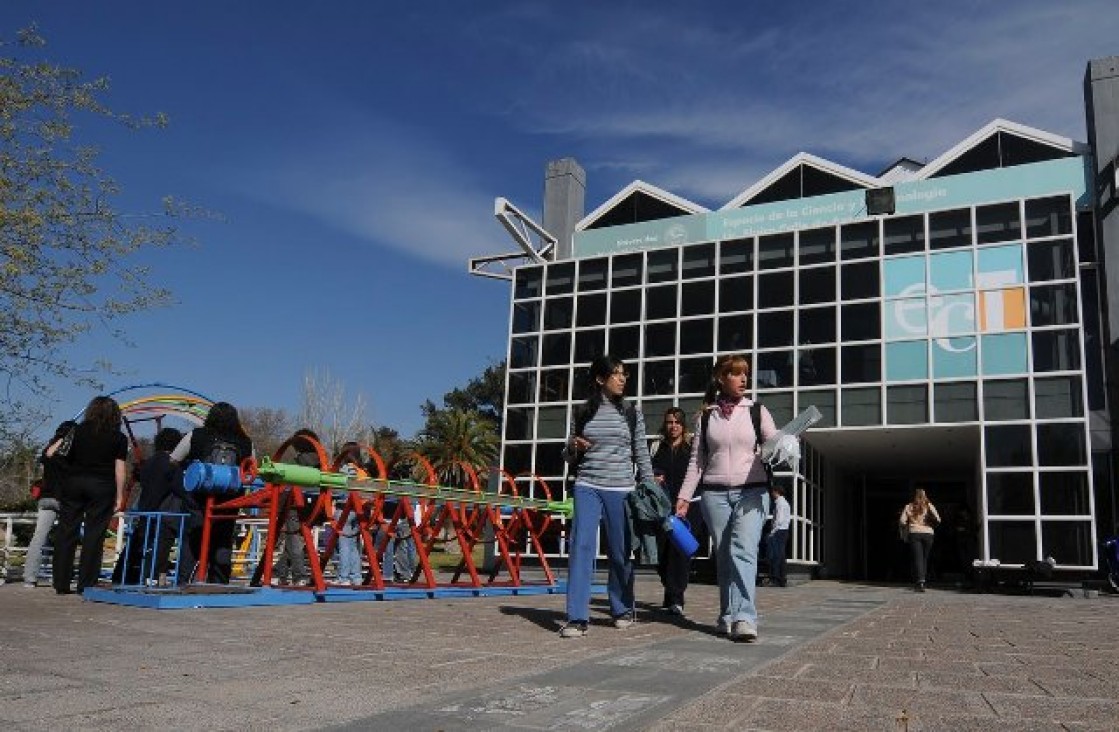 imagen Educación a Distancia tema de encuentro internacional en la UNCuyo