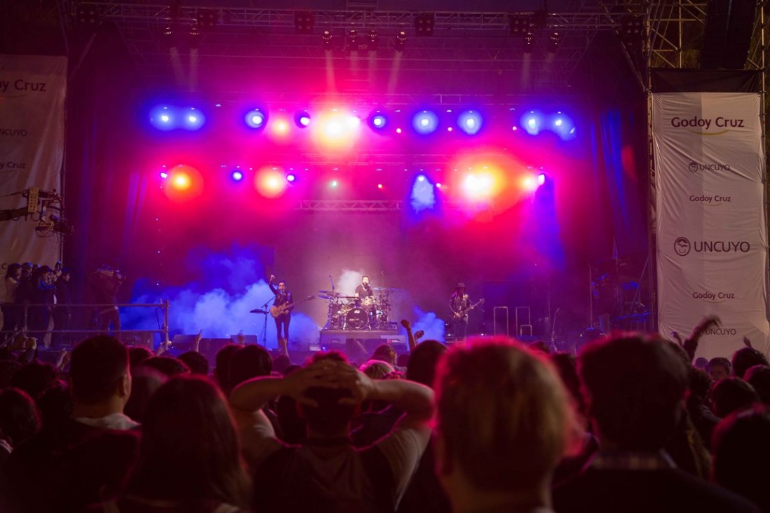 imagen Eruca Sativa hizo vibrar a miles de jóvenes en el Primavera Rock