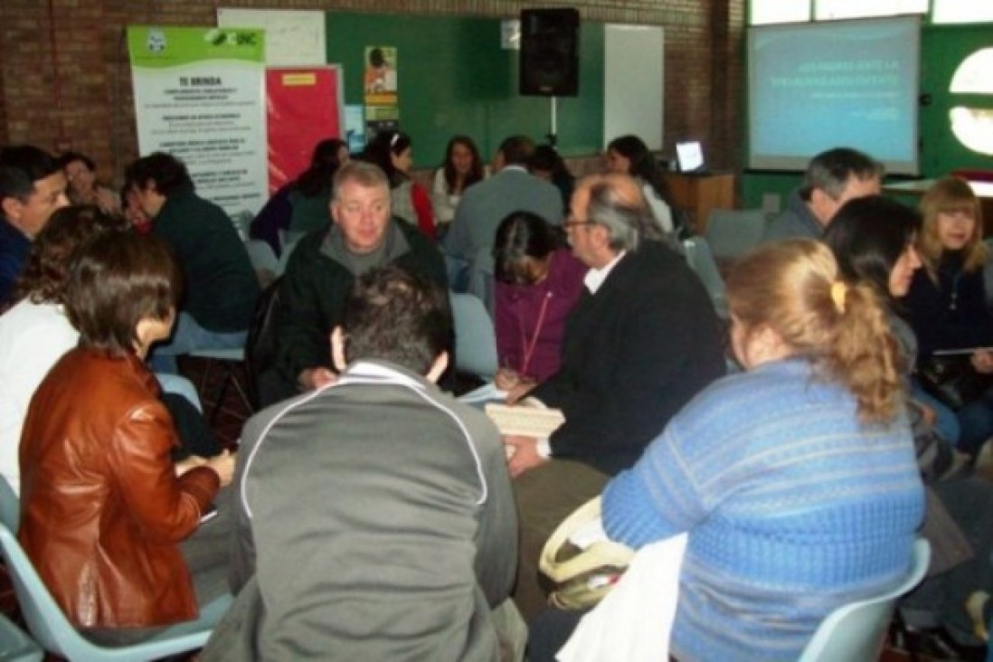 imagen Conferencia para padres sobre Redes Sociales