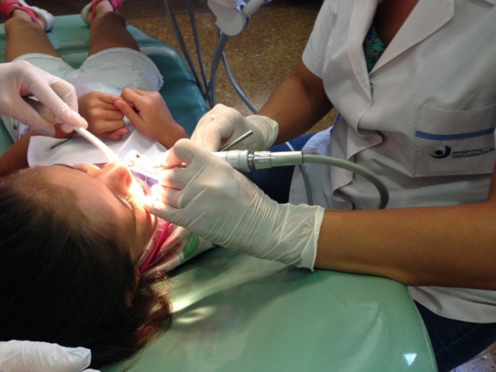 imagen Controles odontológicos gratuitos a niños y niñas en el Hospital Universitario