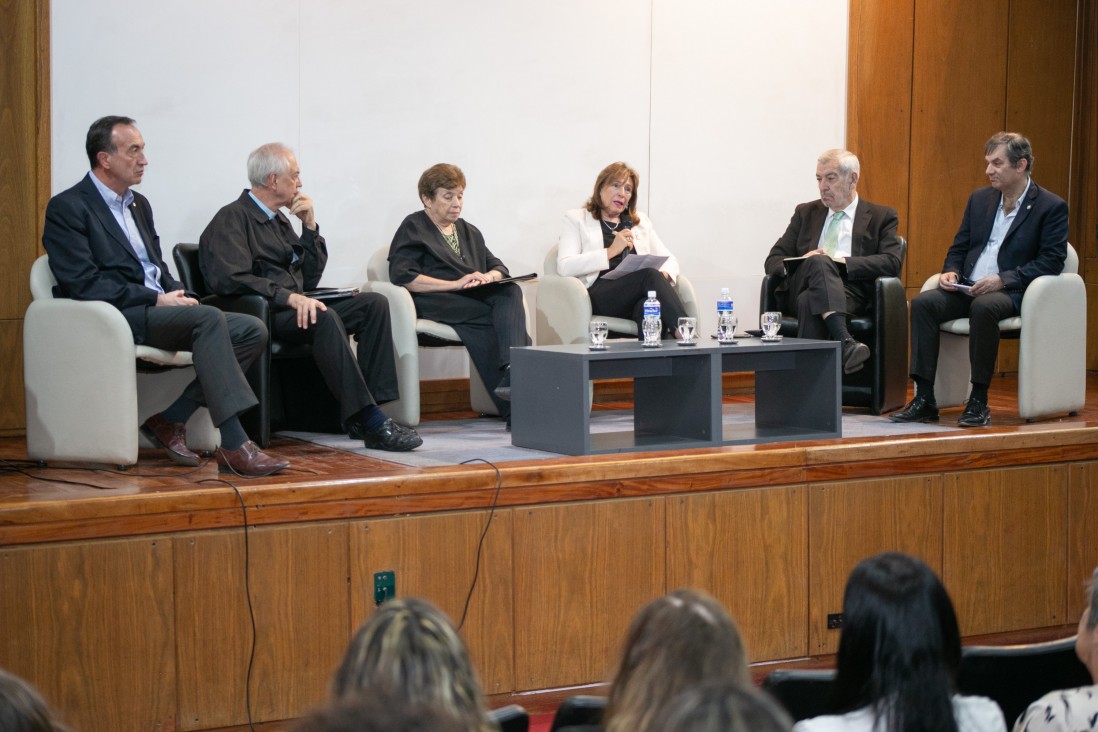 imagen Con voces de referentes, la UNCUYO dialoga sobre los temas significativos 