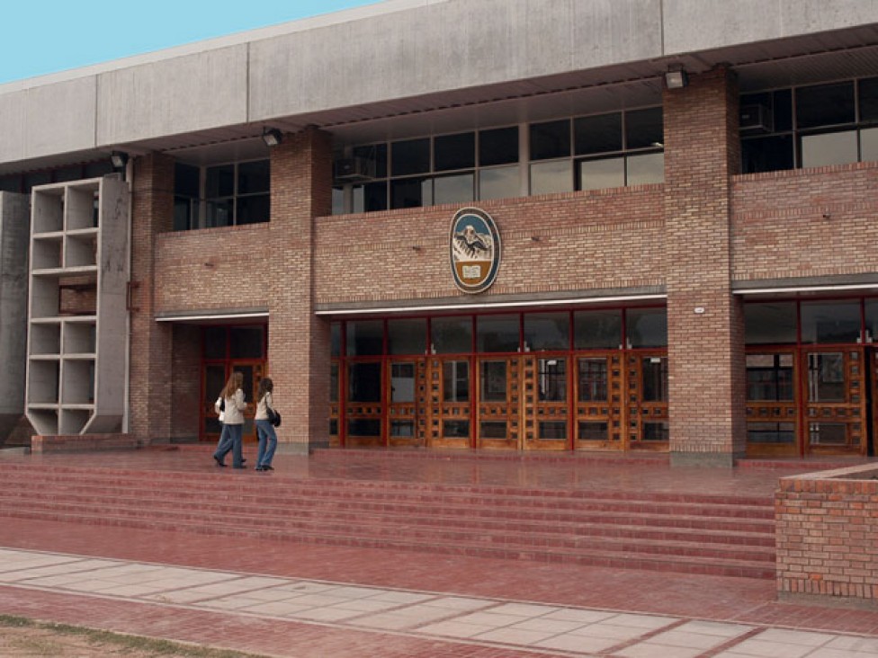 imagen Tratarán Regímenes laborales especiales en un curso de posgrado