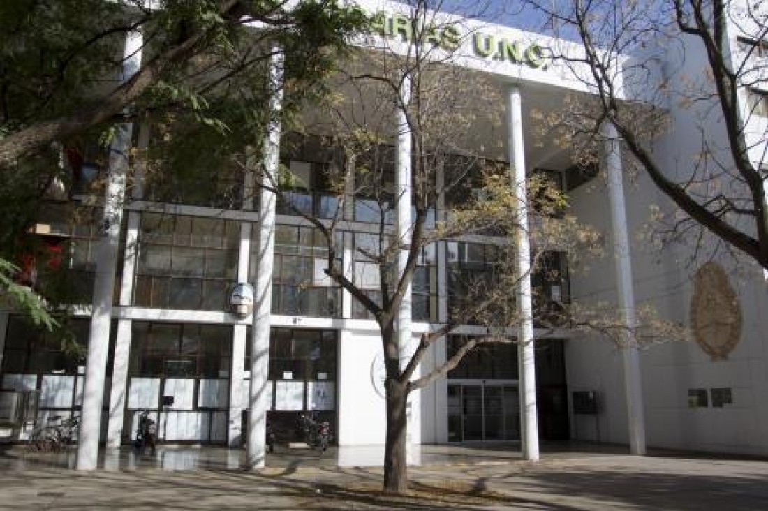 imagen La Facultad de Ciencias Agrarias asiste a sus estudiantes en el exterior afectados por la pandemia 