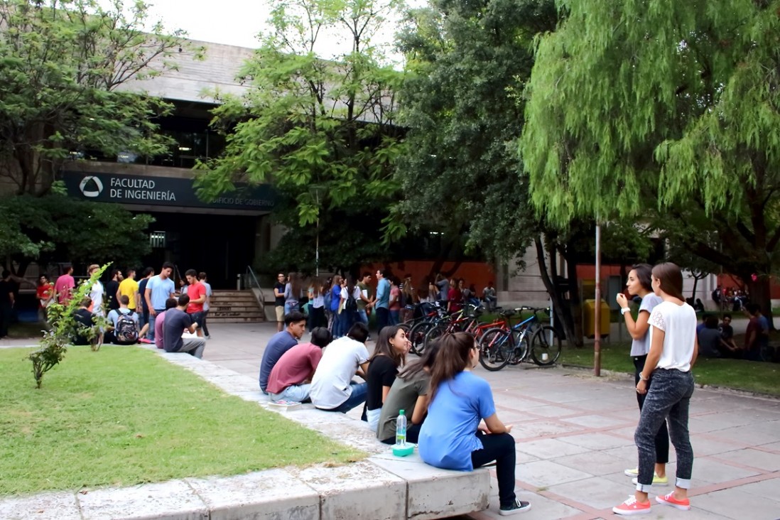 imagen Pensarán el desarrollo urbanístico actual de Mendoza