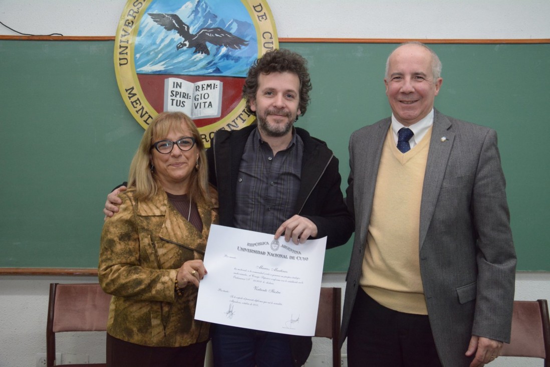 imagen Director de Cine recibió un diploma de visitante ilustre 