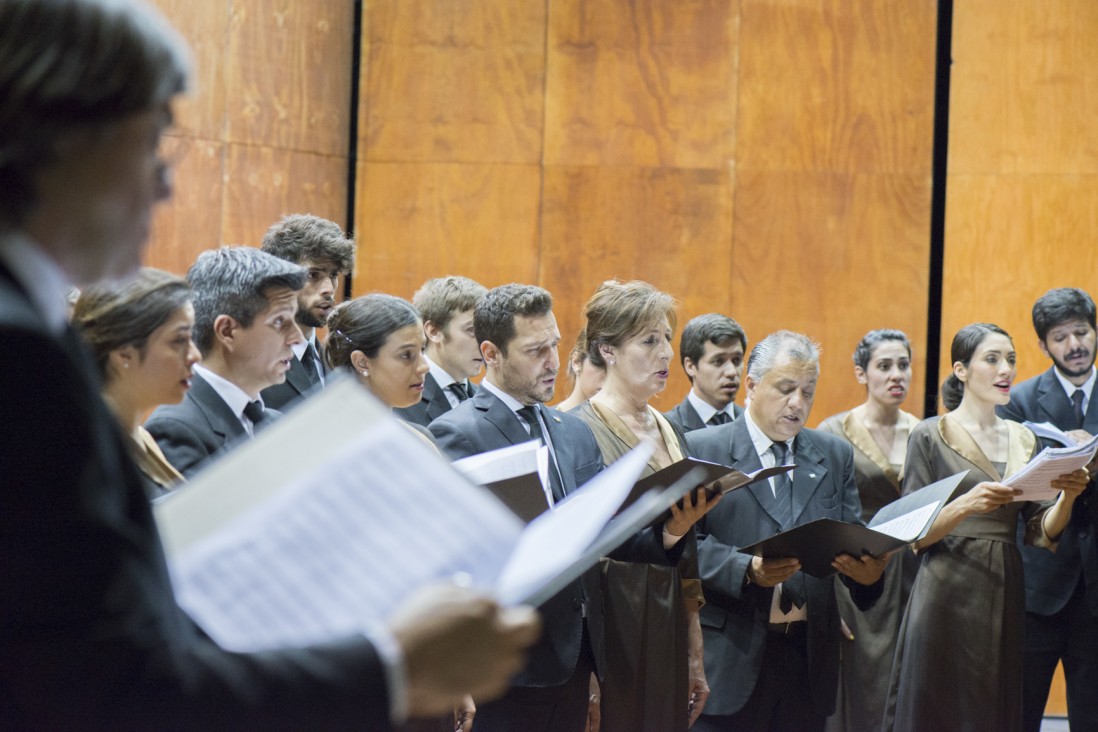 imagen El Coro Universitario festeja sus 52 años con un concierto homenaje