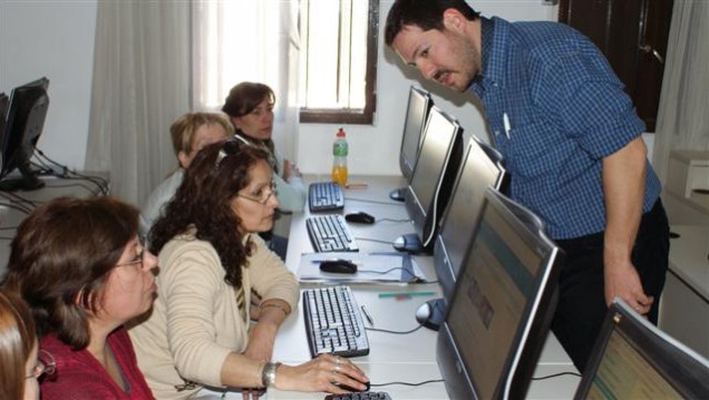 imagen Becas de capacitación en Tecnologías de la Información y la Comunicación para 27 escuelas de Mendoza