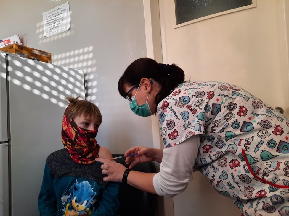 imagen Diez mil personas ya se vacunaron en el Hospital Universitario