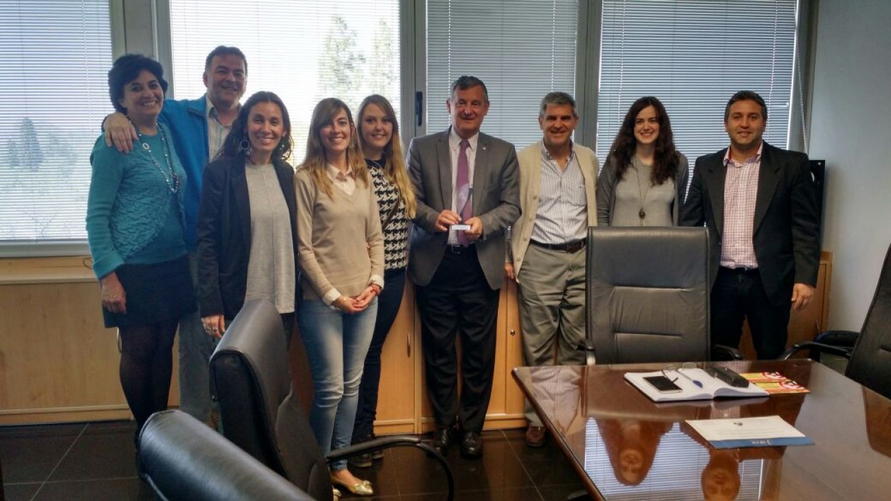 imagen Pizzi recibió a los premiados por la campaña UNCUYO Separa