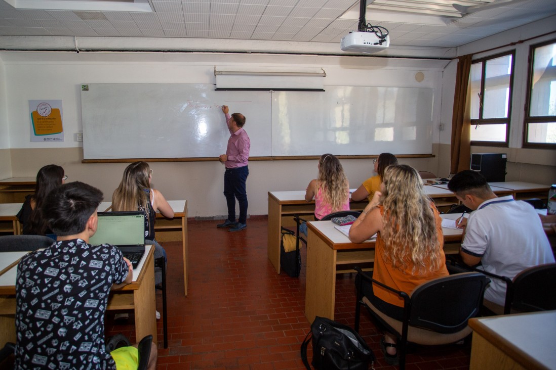 imagen Ingreso a la docencia: ¿Cómo hacer para empezar a dar clases? 