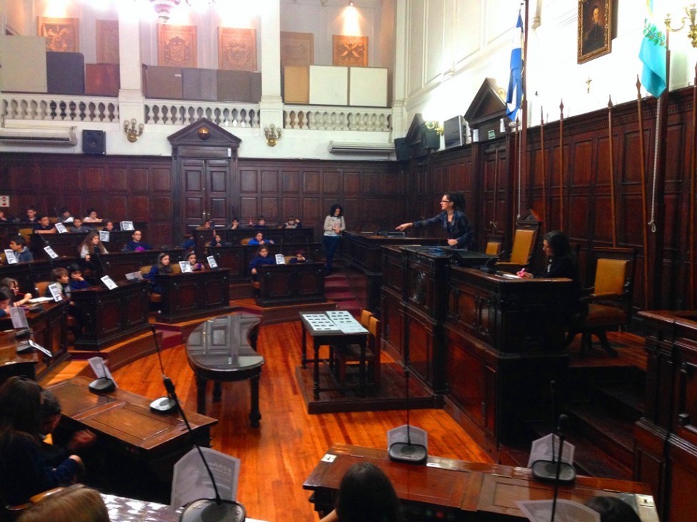 imagen Estudiantes de la Vera Arenas fueron legisladores por un día