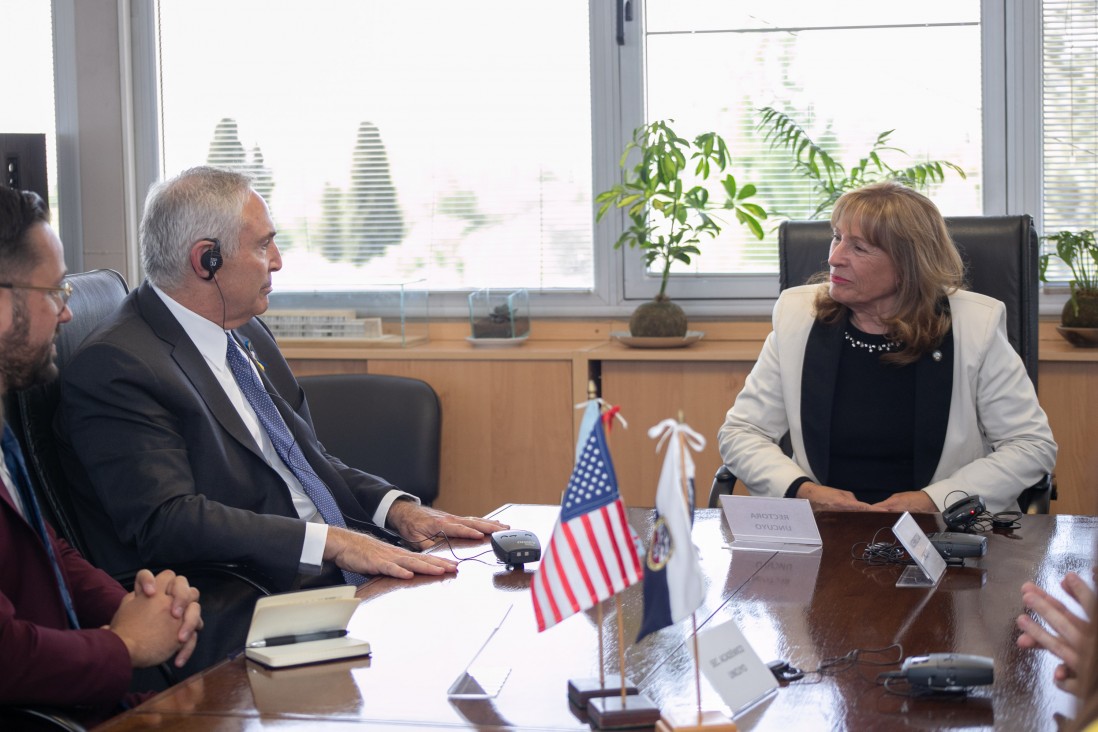 imagen El embajador de Estados Unidos visitó la UNCUYO