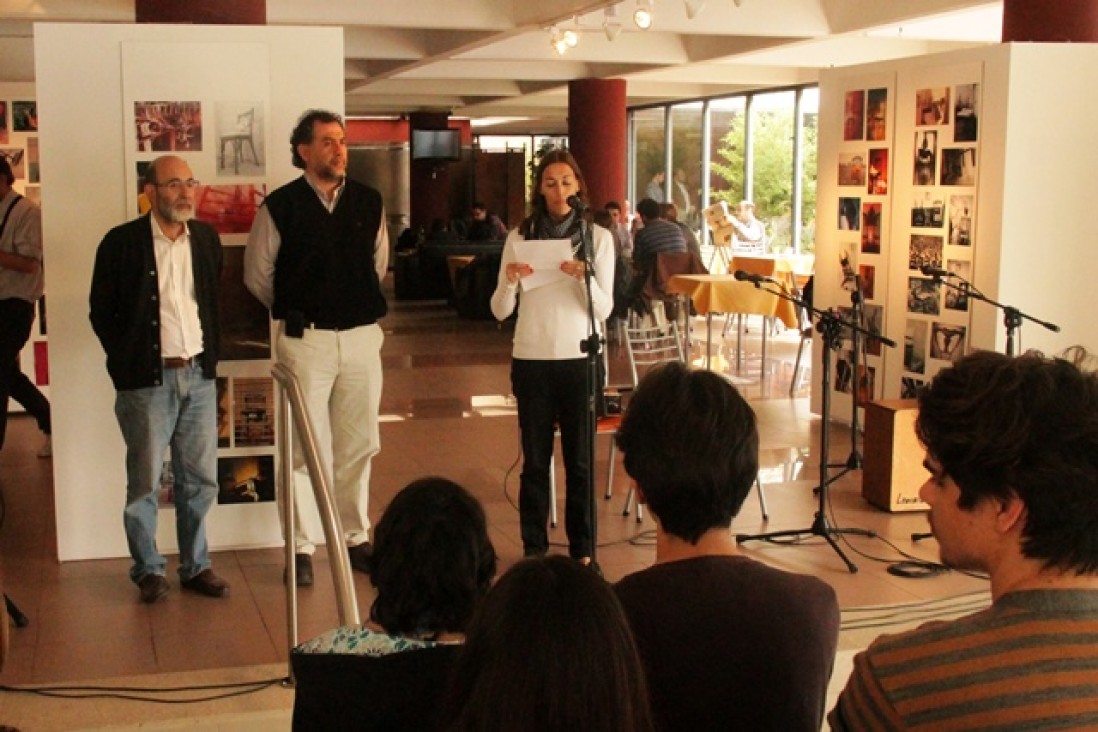 imagen Exponen trabajos de fotografía en el Espacio Luis Quesada