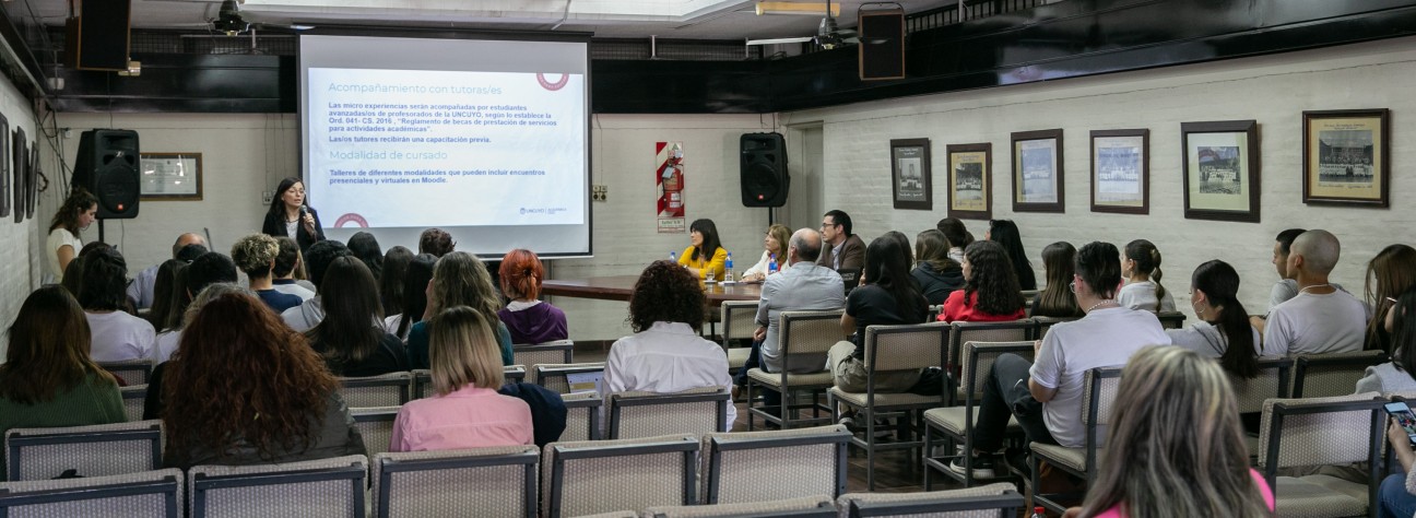 imagen Pionera: la UNCUYO certificará microexperiencias formativas en sus escuelas 