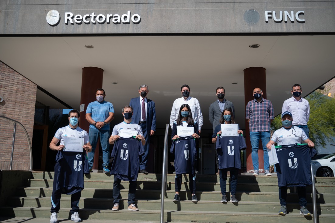 imagen Distinguieron a deportistas de la UNCUYO que compitieron en el Mundial de Hockey en Línea