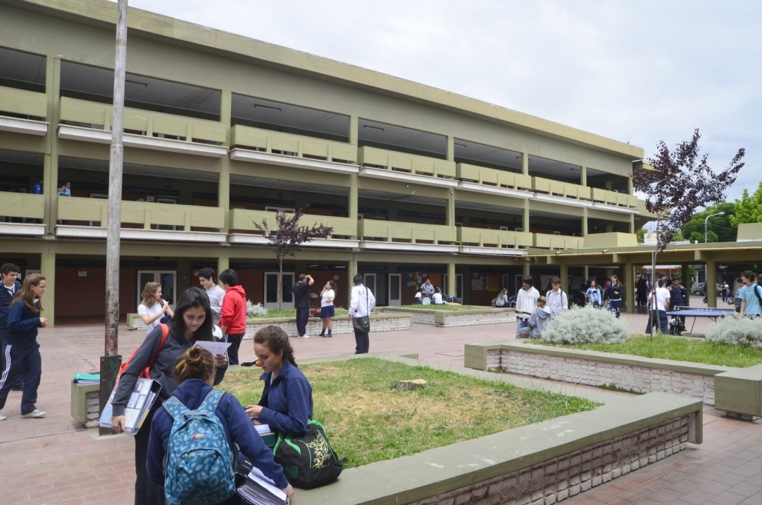 imagen Buscan prevenir la violencia sexista en las escuelas secundarias de la UNCuyo