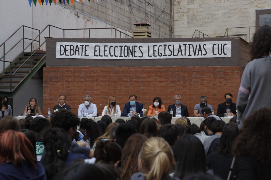 imagen Estudiantes del CUC realizaron un debate con los candidatos mendocinos al Congreso Nacional