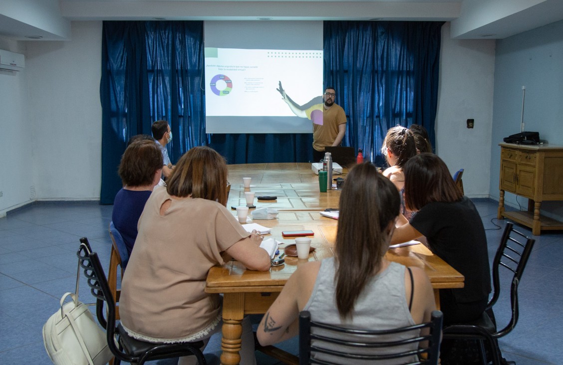 imagen Cómo vivenció la Ciudadanía Universitaria la digitalización en pandemia