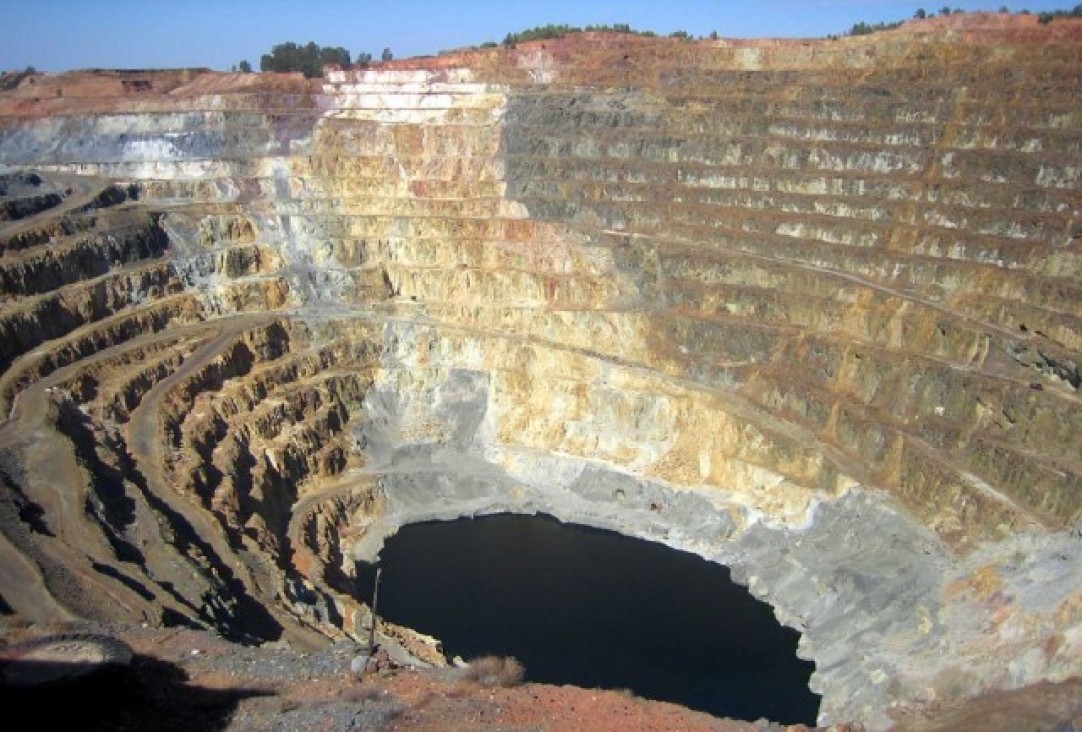 imagen Debaten en Políticas sobre Minería