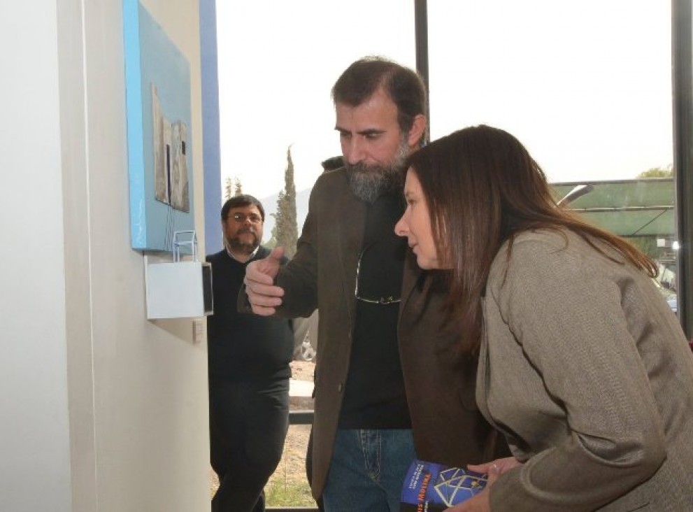 imagen Una muestra de arte en el Rectorado, en adhesión de los 73 años de la Universidad